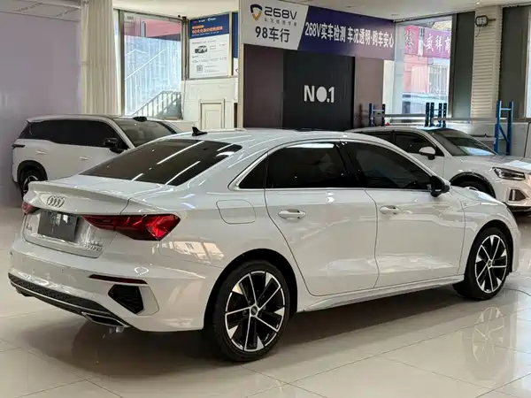 Audi A3 2022, фото 4