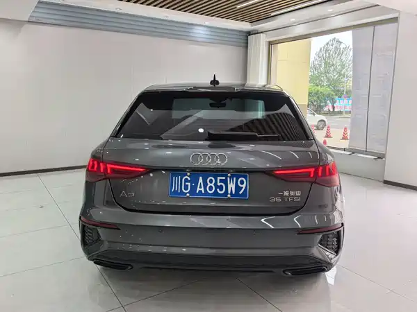 Audi A3 2023, фото 5