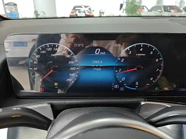 Mercedes-Benz GLB 2022, фото 11