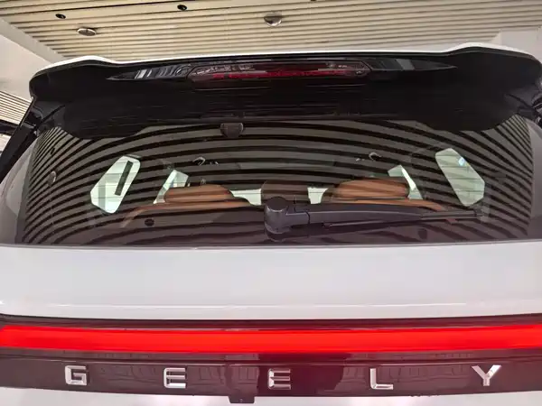 Geely Haoyue L 2024, фото 5