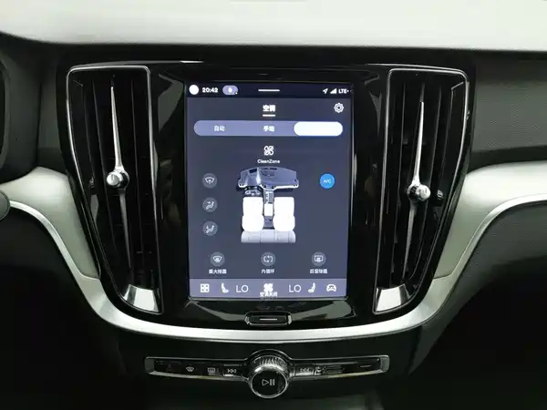 Volvo S60 2023, фото 12