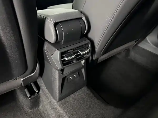 Audi A3 2023, фото 17