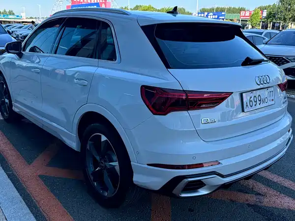 Audi Q3 2024, фото 7