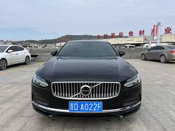 Volvo S90 2022, фото 2