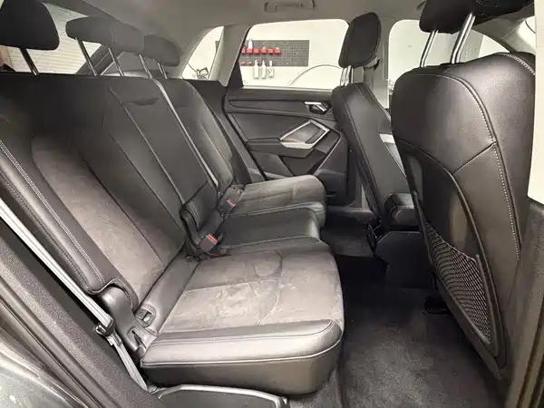 Audi Q3 2022, фото 10