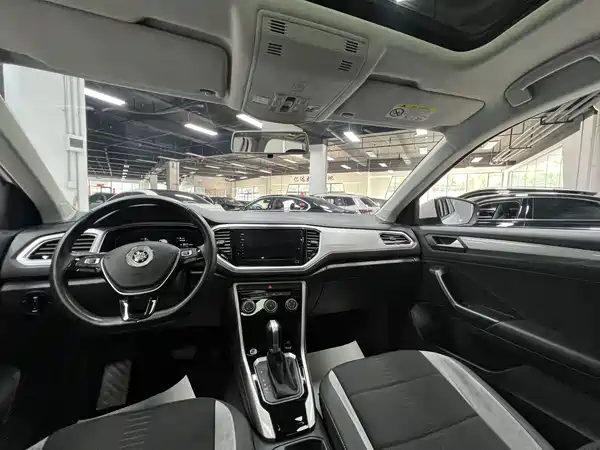 Volkswagen T-ROC 2022, фото 9