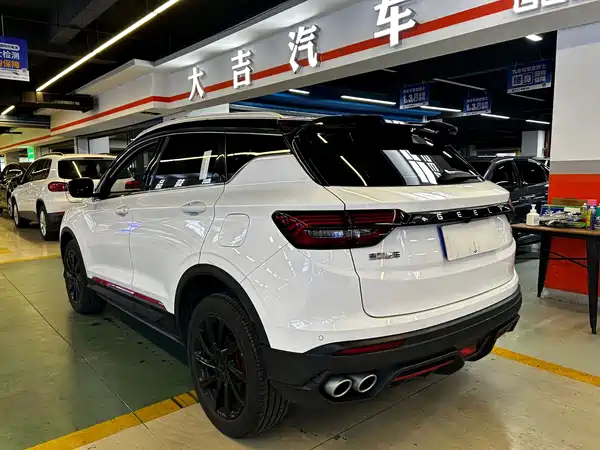 Geely Coolray 2023, фото 14