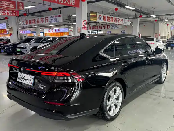 Honda Accord 2024, фото 7