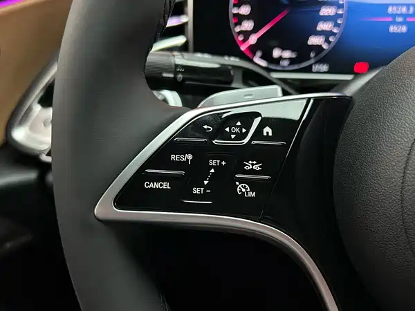 Mercedes-Benz E-Class 2026, фото 21