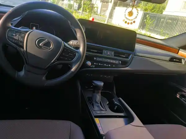 Lexus ES 2024, фото 12