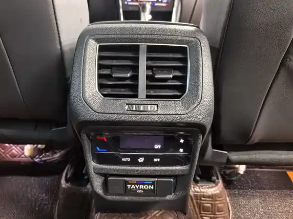 Volkswagen Tayron 2023, фото 10