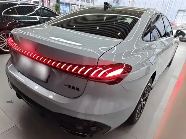 Audi A5L 2025, фото 5
