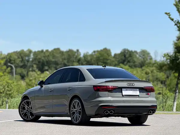 Audi S4 2022, фото 4