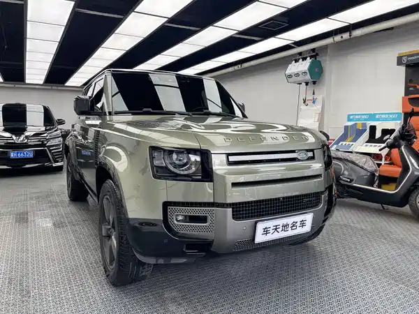 Land Rover Defender 2023, фото 2