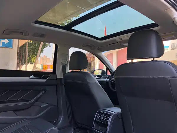 Volkswagen Magotan 2025, фото 22