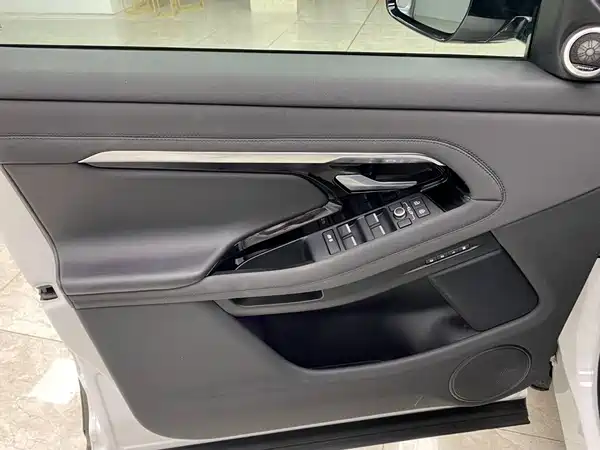 Land Rover Range Rover Evoque 2022, фото 9