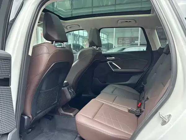 BMW X1 2023, фото 5