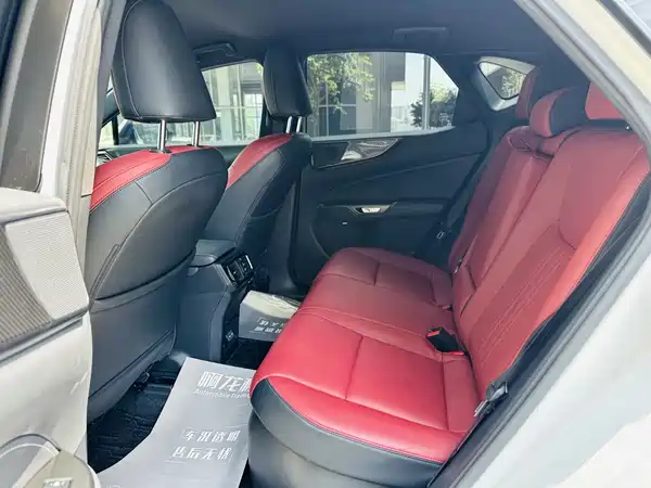 Lexus NX 2024, фото 11
