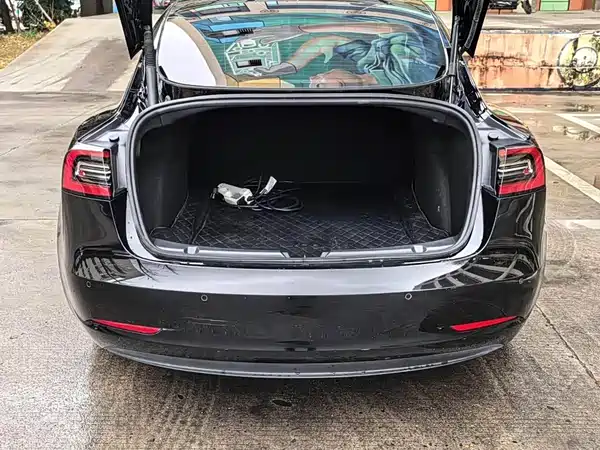 Tesla Model 3 2022, фото 12