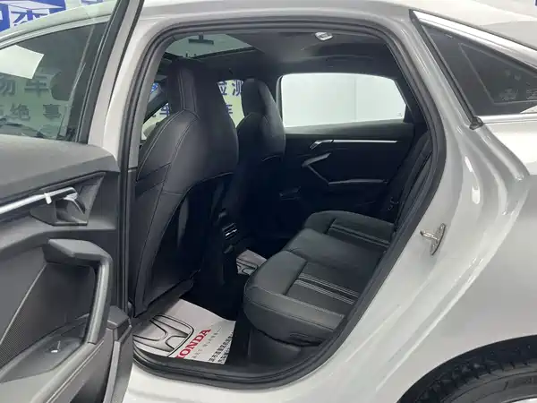 Audi A3 2022, фото 8