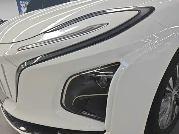 Hongqi E-QM5 2024, фото 23