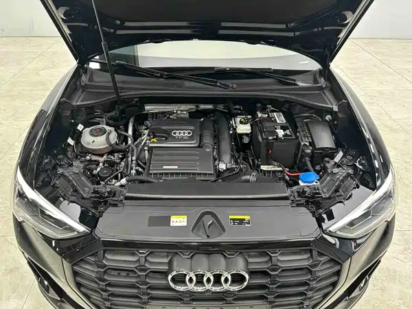 Audi Q3 2023, фото 21