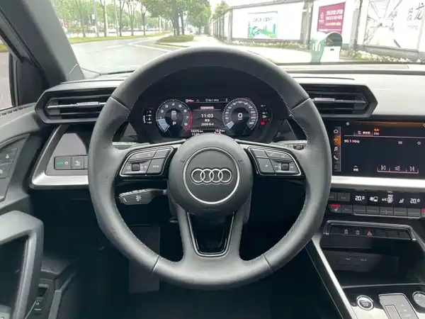 Audi A3 2023, фото 14