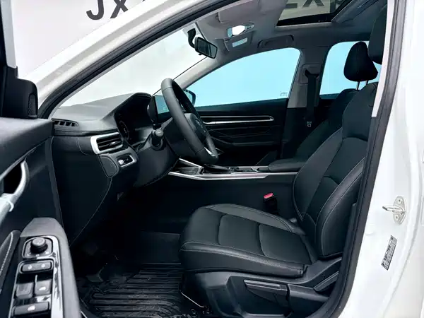 Geely Emgrand 2022, фото 15