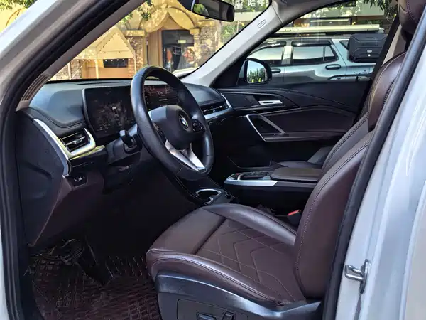 BMW X1 2023, фото 12