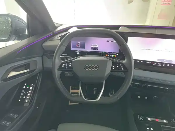 Audi Q6L e-tron 2025, фото 11