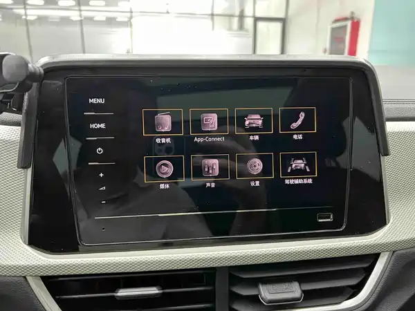 Volkswagen T-ROC 2023, фото 6