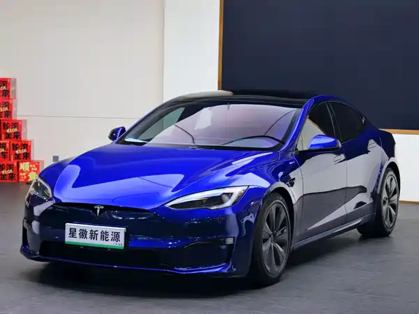 Tesla Model S 2023