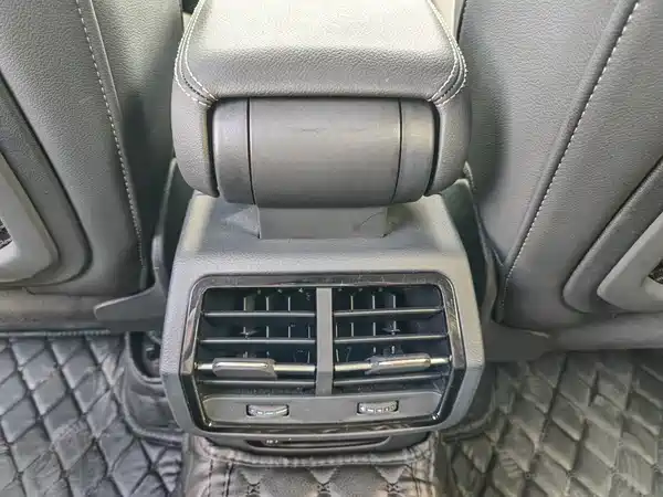 Audi Q3 2022, фото 13