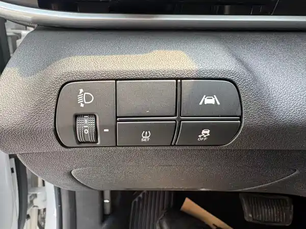 Hyundai Elantra 2022, фото 16