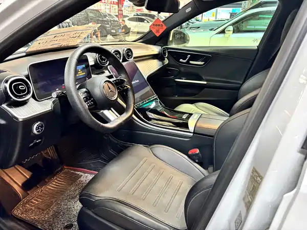 Mercedes-Benz C-Class 2023, фото 7
