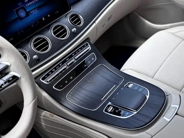 Mercedes-Benz E-Class 2022, фото 20