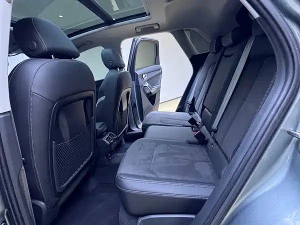 Audi Q3 2023, фото 10