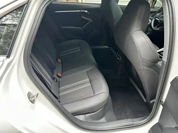Audi A3 2023, фото 21
