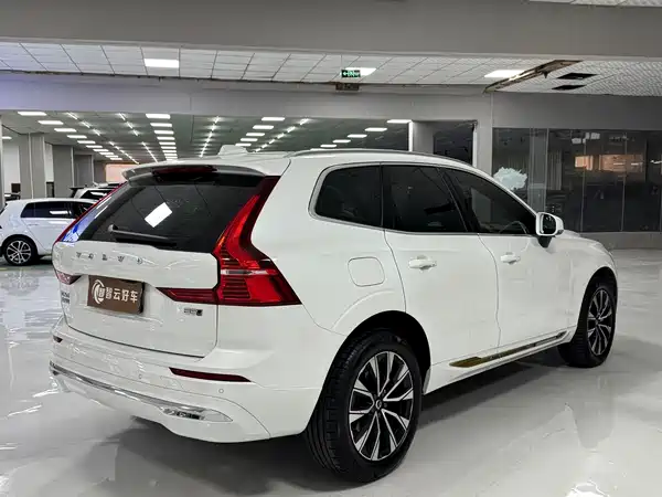 Volvo XC60 2024, фото 9