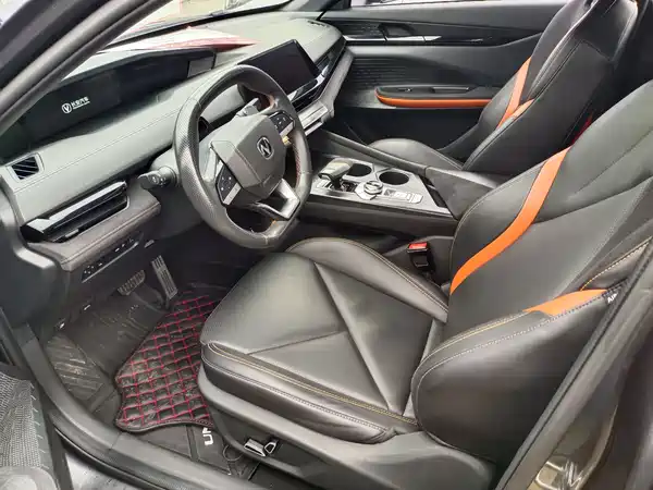 Changan UNI-V 2023, фото 4