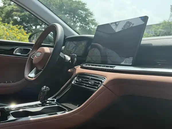 Geely Emgrand 2026, фото 16