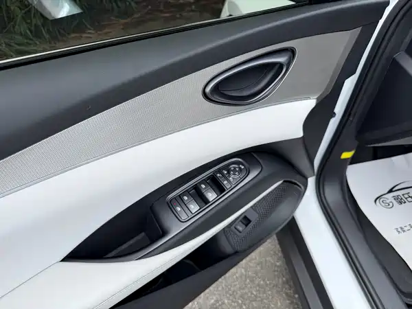 BYD Seal 06 DM-i 2024, фото 7
