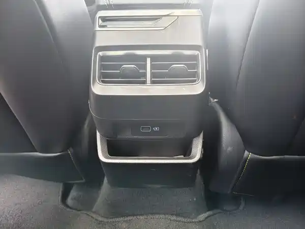 Geely Preface 2023, фото 13