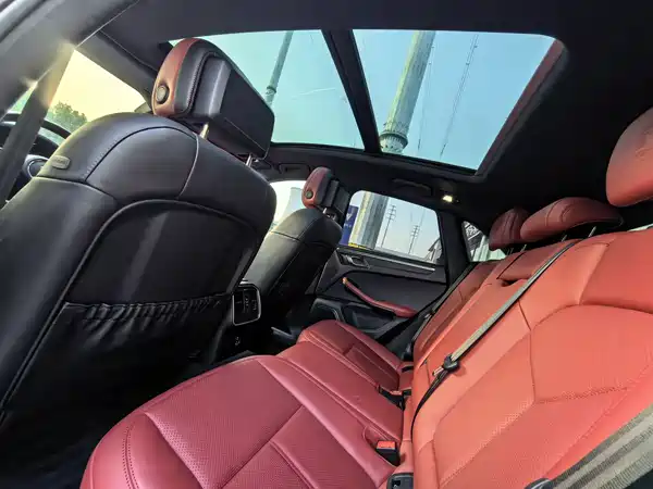 Porsche Macan 2023, фото 9