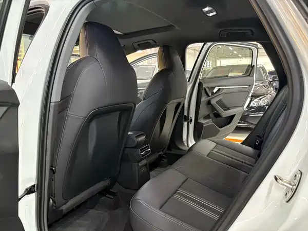 Audi A3 2022, фото 5
