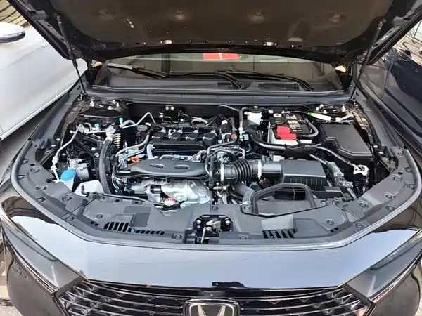 Honda Accord 2023, фото 15