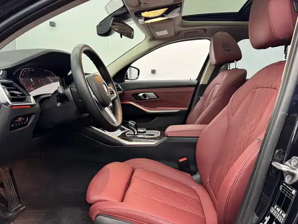 BMW 3 Series 2022, фото 4