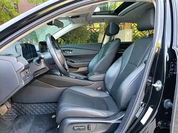 Honda Accord 2023, фото 16