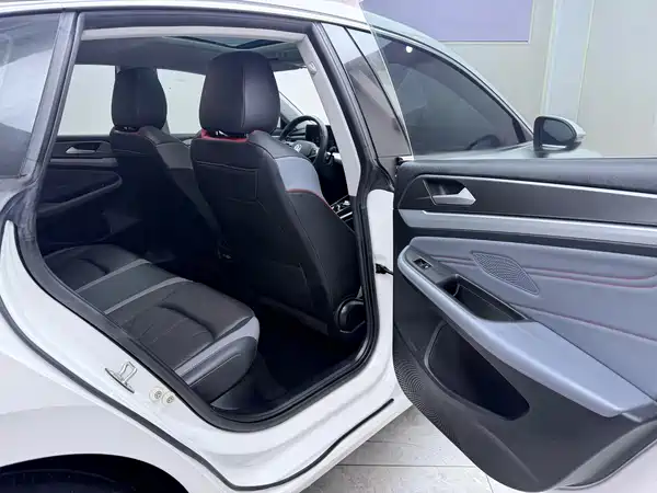 Volkswagen Lamando 2022, фото 21