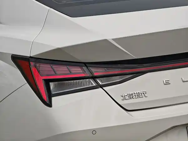 Hyundai Elantra 2022, фото 13